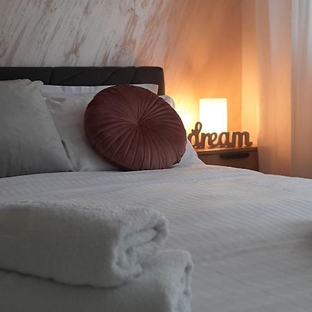 Apartman Kristal 스렘스카 미트로비차 외부 사진