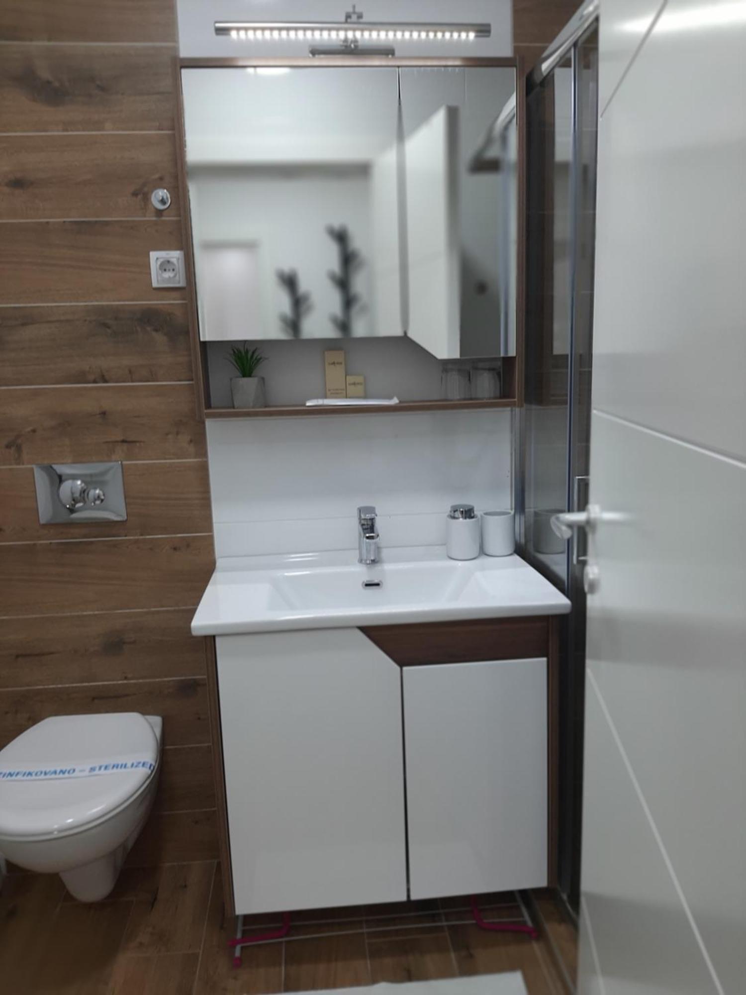 Apartman Kristal 스렘스카 미트로비차 외부 사진