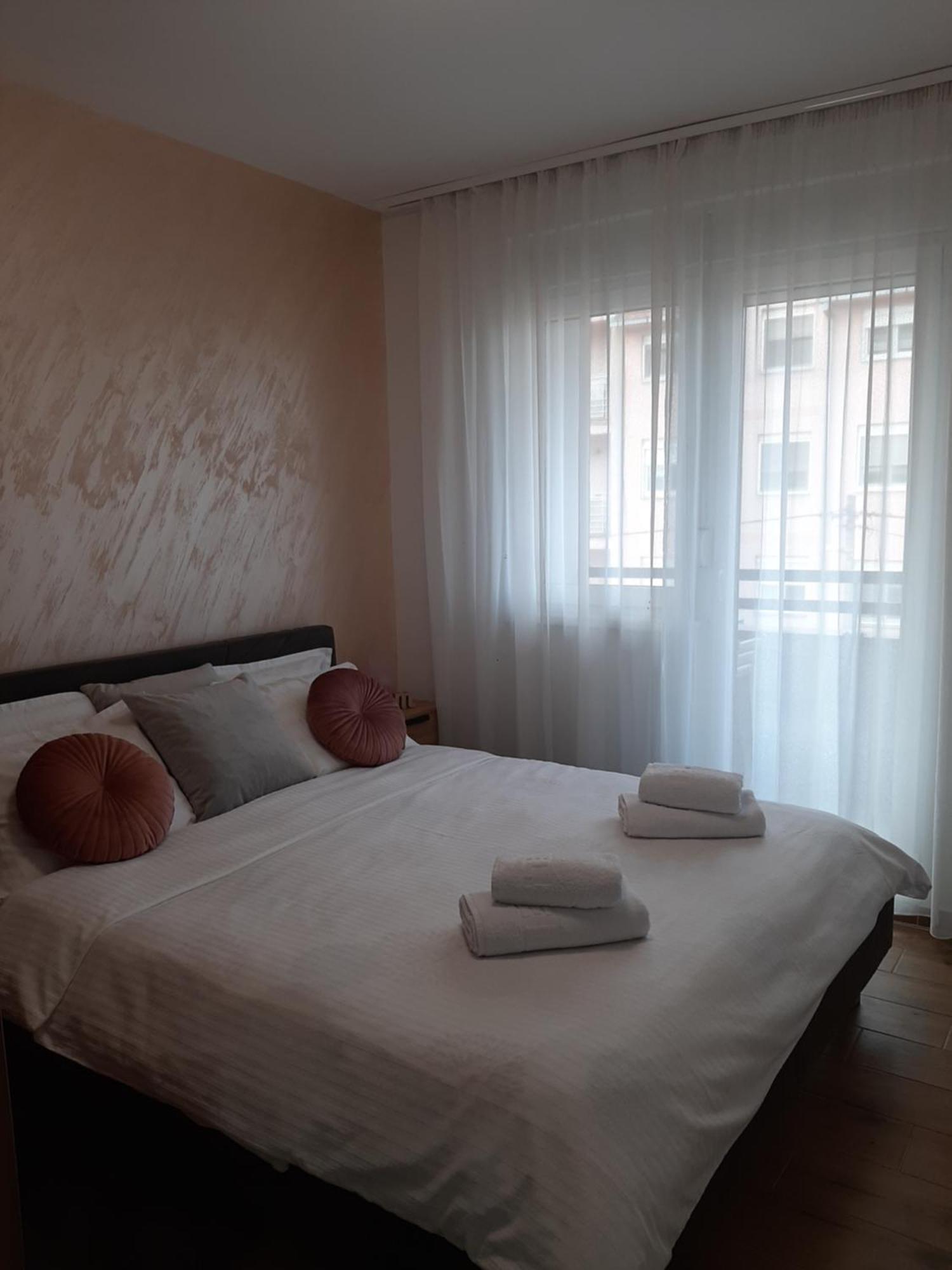 Apartman Kristal 스렘스카 미트로비차 외부 사진